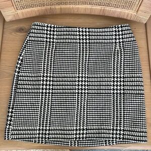 Herringbone skirt NWOT size M/8